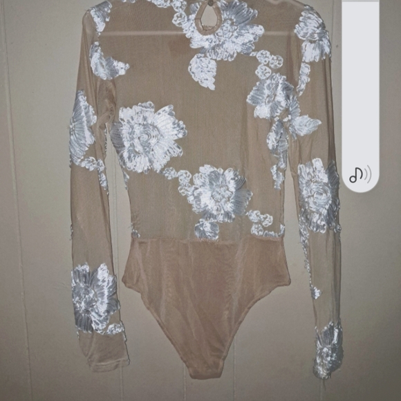 Bodysuit - Picture 3 of 3